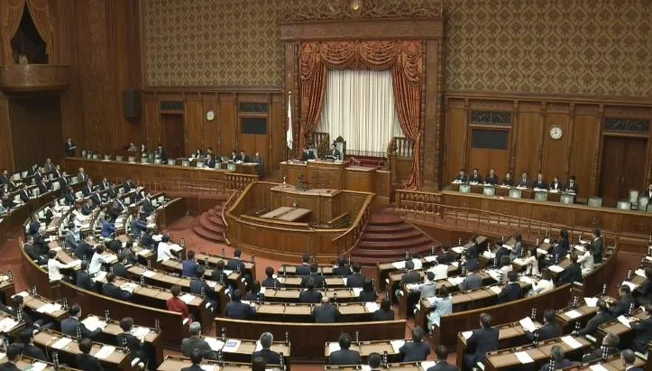 日本國會通過《皇室典範》修正案　女性皇族婚後可續留皇室