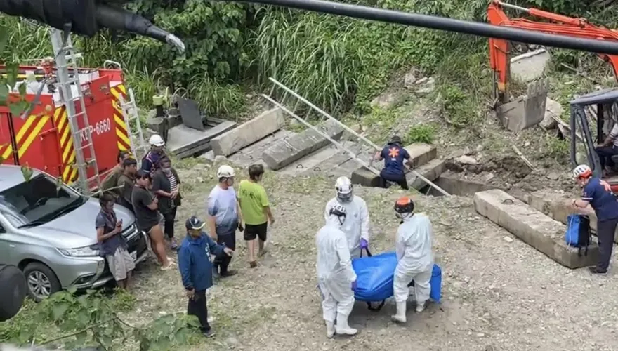 影/南投男巴威襲台前戲水失蹤多日　遺體卡涵洞尋獲