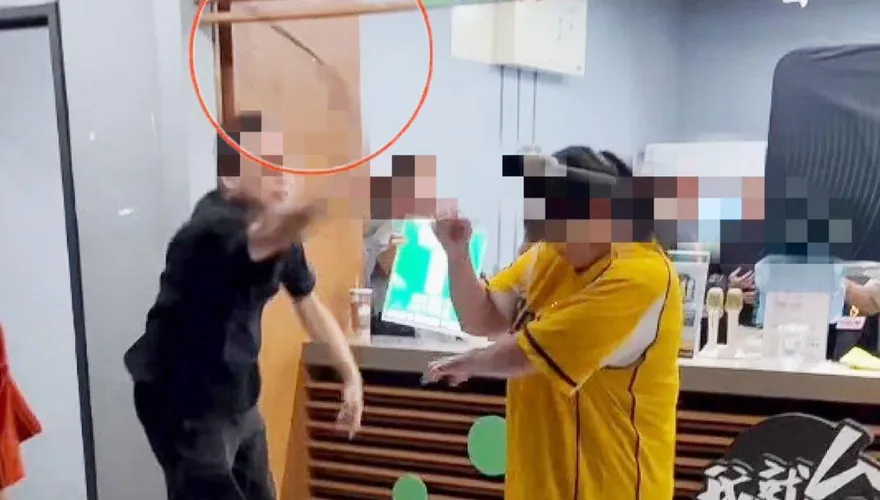 影/中職明星賽現場驚見攻擊事件！港男「皮帶抽打台妹」釀衝突