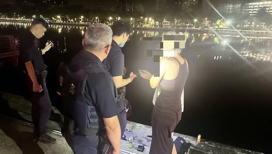 影/愛河又有落水案！真相竟是外籍生「醉後跳下爽游」