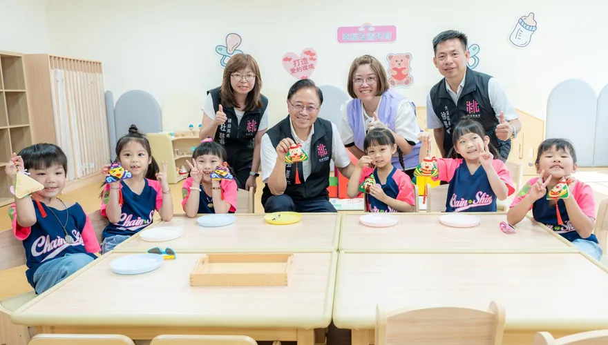 桃園婦幼三大補助升級　全台首創配偶也能搭「好孕專車」