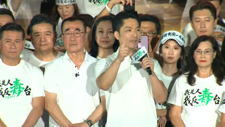 逾20萬白衣民眾上凱道反毒油　媒體人：我也是驚訝到了