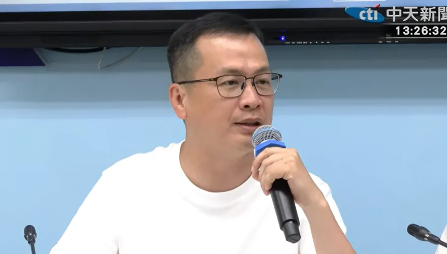 「李洋罰站」陳其邁稱立院要打屁股　羅智強喊說得好：陳培瑜該打