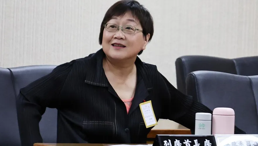 徐佳青喊「夜間當然搭商務艙」！董智森揭內幕：內閣都在怕