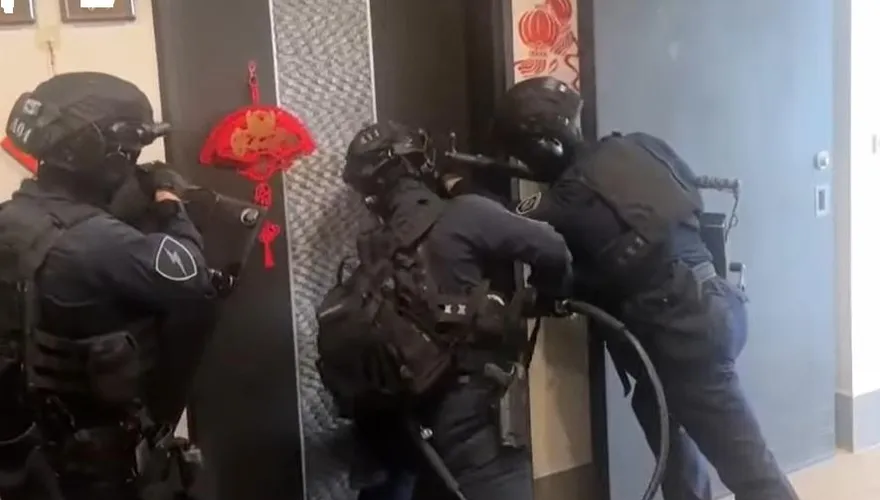影/人體運毒到馬祖！竹聯幫遭警瓦解　查扣1140萬貨