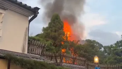 影/京都高台寺塔頭月真院冒火舌「竄濃密黑煙」！店家嚇傻：好可怕