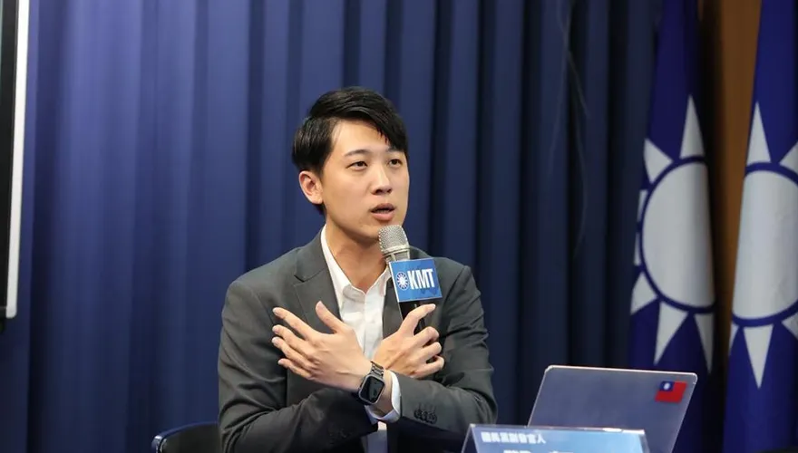 狂蹭侯友宜、蔣萬安？鄧凱勛酸蘇巧慧：沈伯洋情何以堪