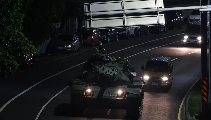 影/漢光42號關鍵基礎設施防護　第10軍團M60A3戰車黑夜奔馳