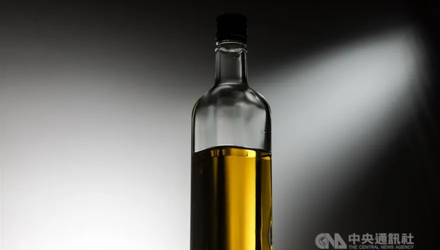 苦茶油2週6家出包！食藥署坦言：茶籽、製程溫度都不同