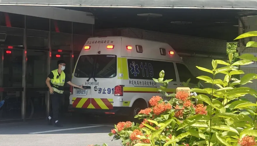 新莊某社區驚傳墜樓！27歲男24樓直墜車道　當場死亡