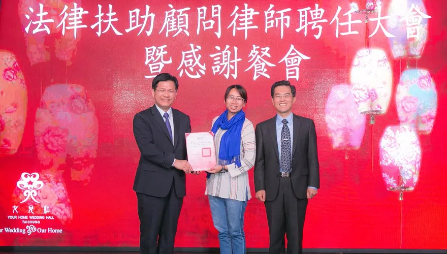 迴力鏢打臉民進黨！抹黑盧秀燕慘翻車　爆陳昱瑄竟是林佳龍聘用
