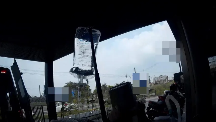 火鍋店吃龍蝦丸噎住！59歲嘉義婦人OHCA　消防員接力CPR搶救成功