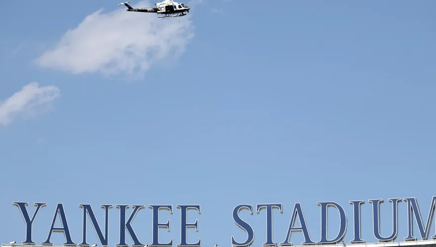MLB/女球迷被球棒砸告洋基、求償3.2億　事發畫面瘋傳