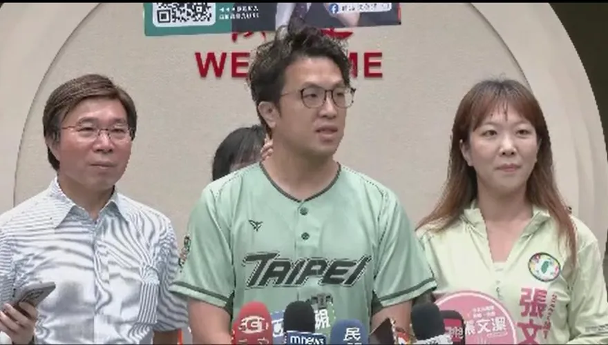 市場掃街和市民爆衝突！沈伯洋道歉了：動線引導不夠完善