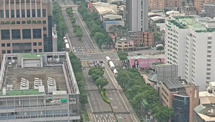 影/防空演習中部登場！模擬斷網發警報　台中台灣大道淨空
