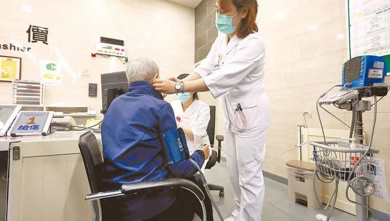 醫事進修納工時　衛福部：實體、線上課程皆適用