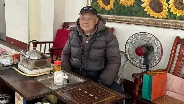 學甲爐渣案吹哨者、四連霸里長李新進過世！享年79歲