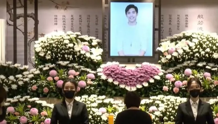 王凱告別式現場曝！謝承均、夏宇禾忍淚送最後一程