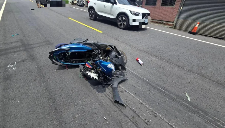 影/撞死老翁還敢偷移車！肇事婦企圖滅證　新埔警當場抓包喝止