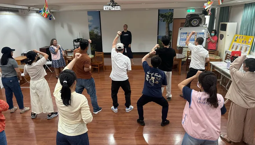 體驗古泰拳與印尼拳！移民署攜新住民動起來　練體能體驗呼吸療癒