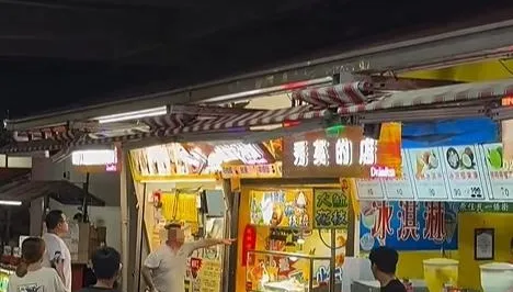 東大門夜市驚傳砸店！鋁棒男囂張敲爛炸物攤　遊客嚇傻