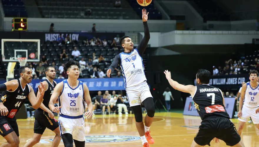 瓊斯盃/豪神降臨！高國豪瘋砍20分　率中華白2分險勝約旦