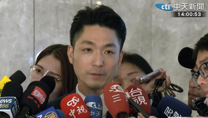 輝達落腳台北遭陳時中批往臉上貼金！蔣萬安引黃仁勳一句話反擊