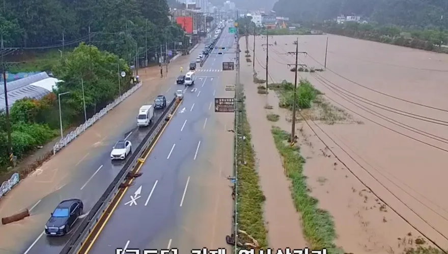 影/韓國南部暴雨成洪災　土石流掩埋民宅釀1死3傷
