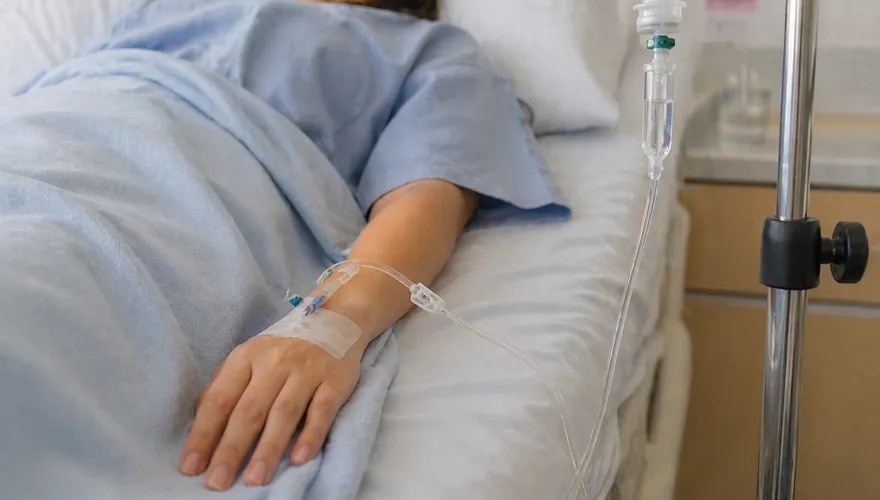 女子感冒怕藥毒拒就醫　4天引發急性腎損傷