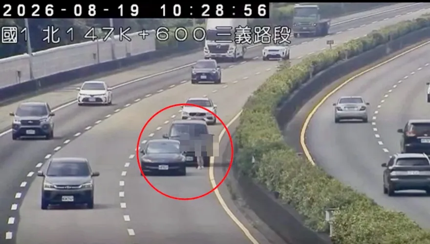 國道車禍「7字口訣」自保　可否移車相關規定一次看