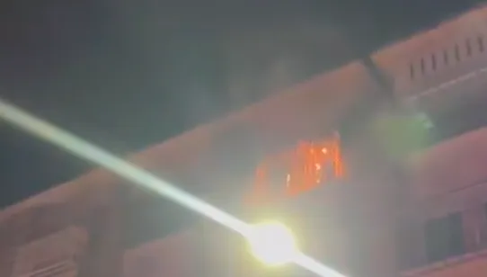 高雄晚間住宅火警！哥哥跳樓逃生不治　弟弟燒傷搶救中