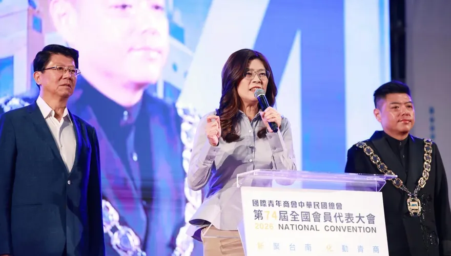 鄭麗文衝台南！直接喊謝龍介「未來市長」　宣布國民黨重大產業政策