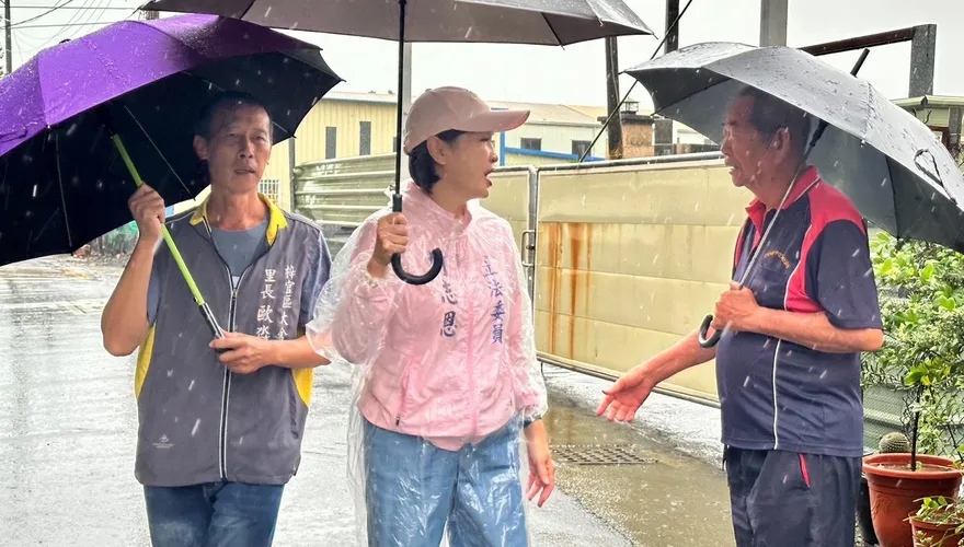 大雨還要炸兩天！柯志恩急勘災　現場畫面曝
