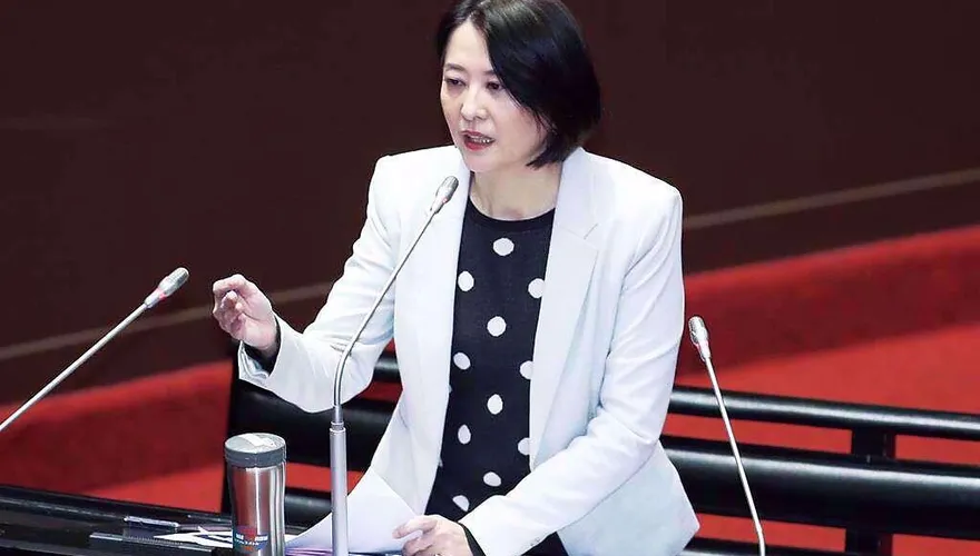 陸委會抹紅翻車！邱垂正改口饒慶鈴「受委屈」王鴻薇開轟了