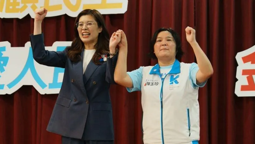 赴金門不只談823！鄭麗文站台力挺陳玉珍：真正的女戰神