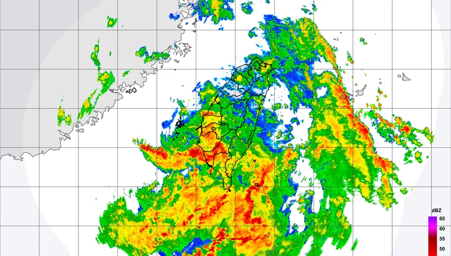 恐怖抽水機滯留！南部恐重演823慘劇　暴雨核心開炸