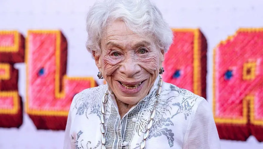 工作到最後一刻！《樂來越愛你》女星邦妮萊文睡夢中離世　享耆壽97歲