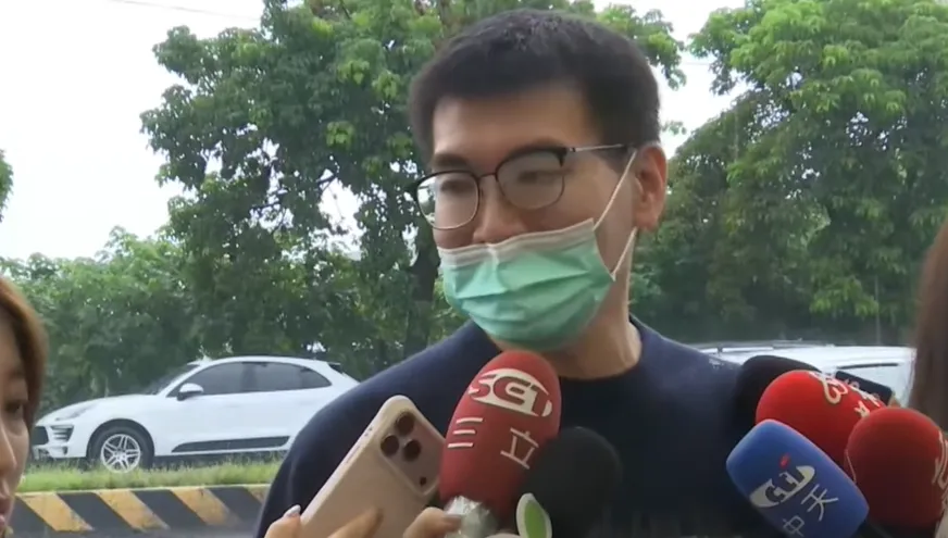趙建銘認曾對許芊芊有好感　作家曝背後關鍵：這個就可笑了
