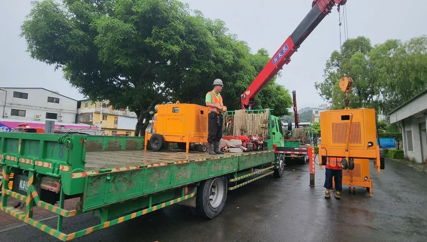 陳其邁求助　盧秀燕出手了！台中市府急調27台抽水機南下支援