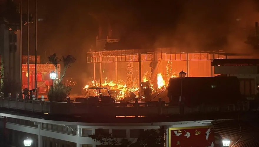 台北指南宮大火！命理師示警「人多的地方少去」　小心軍事衝突