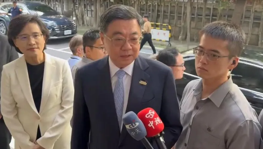 立院三讀國民黨版無人機條例會副署？卓榮泰趕赴立院見韓國瑜：會慎重考量！