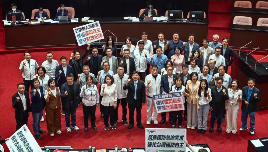 無人載具條例三讀通過！新設「戰略特別委員會」爆爭議