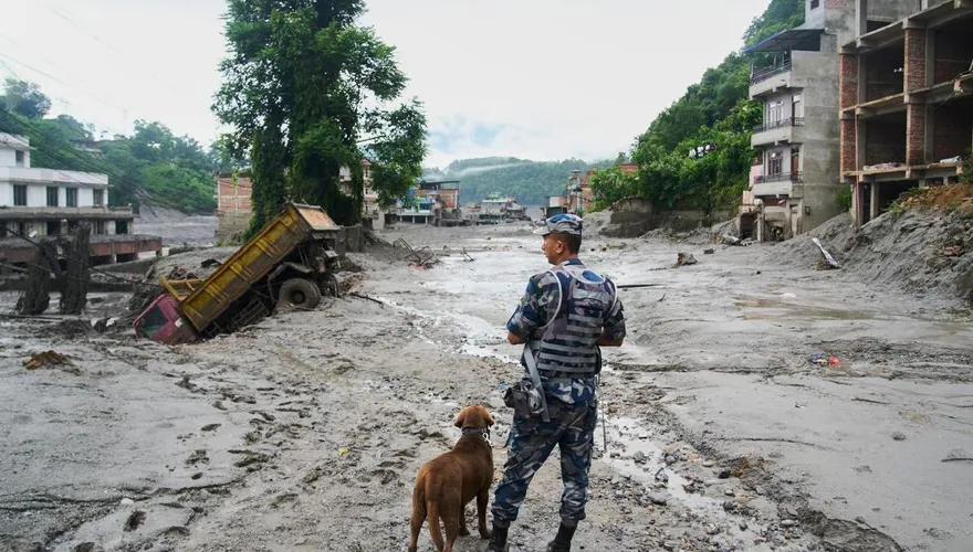 尼泊爾洪災恐爆第二波　堰塞湖水位急升、數百萬噸洪水蓄勢待發