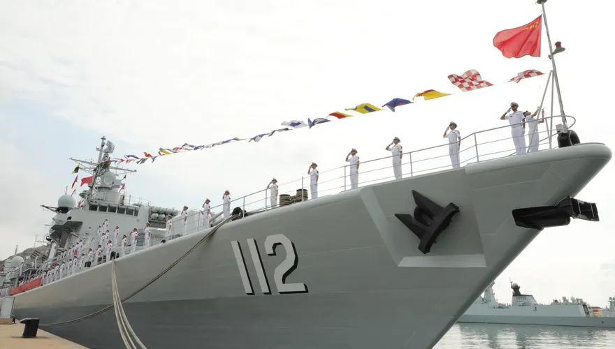 陸「中華第一艦」退役！哈爾濱艦服役逾30年　首艘跨洋訪美軍艦