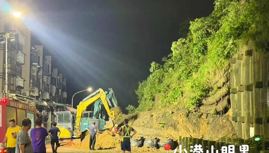 小港驚傳山崩！柯志恩急赴現場勘災　藍轟賴瑞隆「忙造勢不見人影」