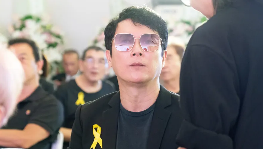 陳盈潔今告別式！王燦哽咽談10年前母子緣　憶生前最後模樣「淺笑點頭回應」