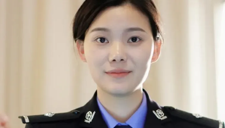 吉隆口岸「90後」警花失聯！父崩潰：哪怕傷了殘了、只希望活著
