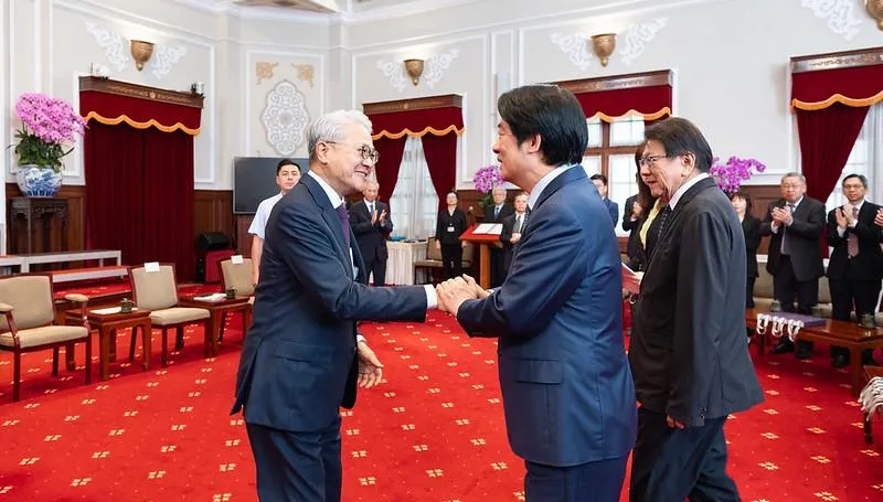 率團見賴總統！吳東亮提10多項建言：盼改善勞健保、提升電網韌性
