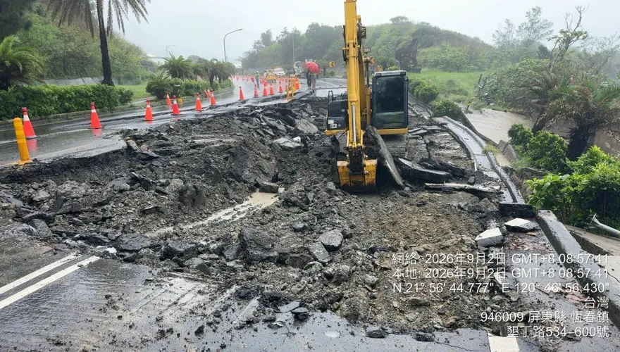 豪雨狂炸台26線！石牛溪南下路基掏空　驚現「巨大斷層」