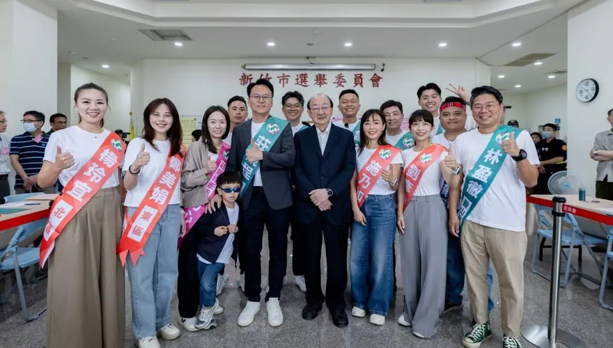 柯建銘慘了！稱高虹安「博士學位被撤銷」　競總深夜硬起來喊告